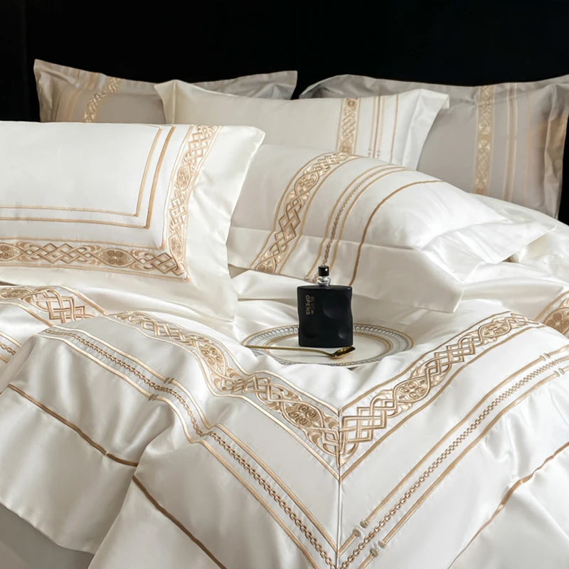 100% Egyptian Cotton Luxury Gold Embroidery Hotel Style Bedding White Grey Duvet Cover Set Fitted Sheet Bed Sheet Pillowcases