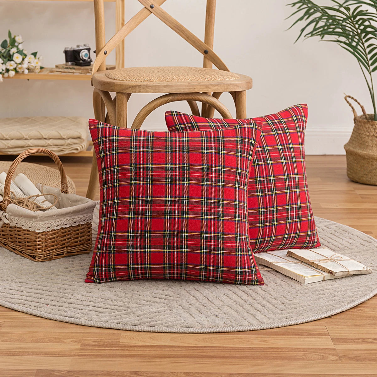 45x45cm Square Pillow Cases Christmas Scottish Tartan Plaid Cushion Covers Bed Sofa Pad Party Decor Snowflake Throw Pillow Cover